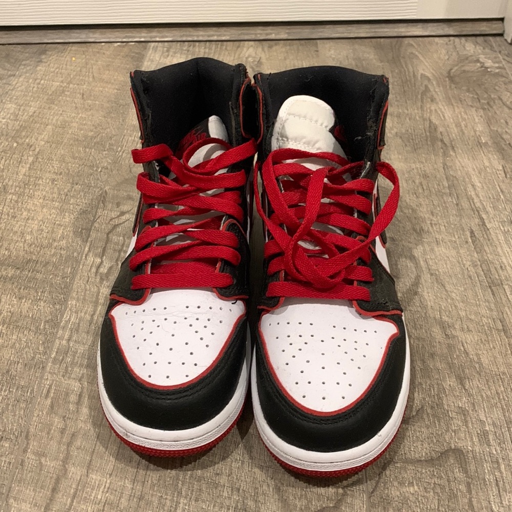 Air Jordan 1 Retro High OG BG “Blood Line”